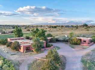 54 Rons Rd, Santa Fe, NM 87508