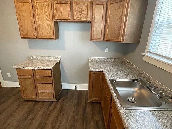 3rd image of 13647 Cherrylawn Ave