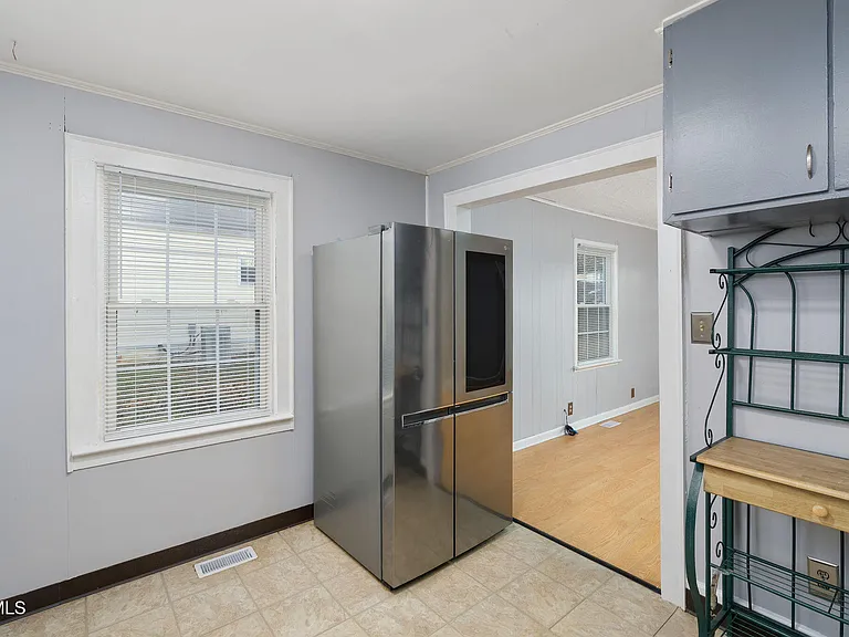 11 Birch St — Photo 24