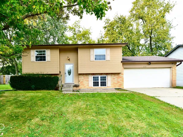 1610 Yazoo Dr, Beech Grove, IN 46107