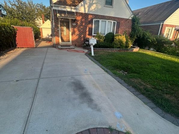 764 Elmont Rd
