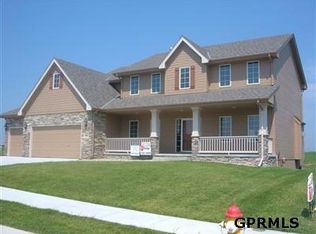 19902 S Marcy St, Elkhorn, NE 68022
