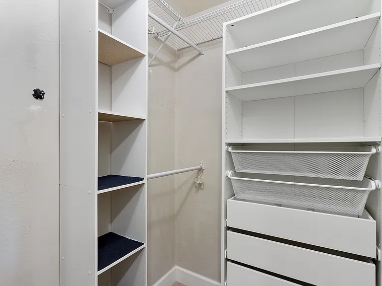 969 S Pearl St #303 — Photo 8
