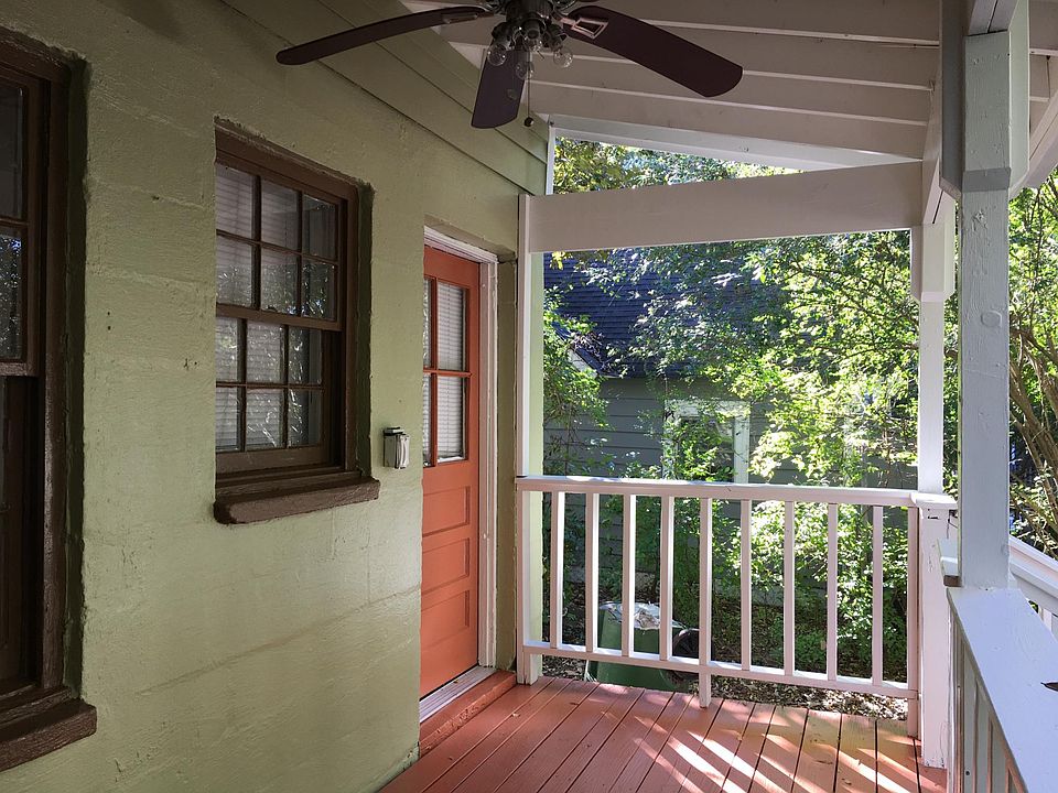 Fully Private Country Porch Entry