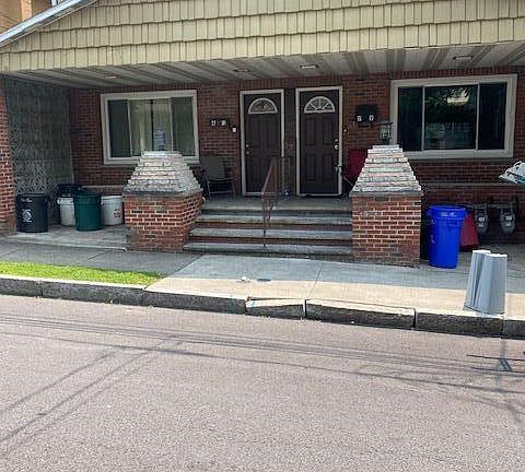 3rd image of 79 Madison St