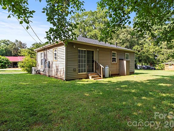 5th image of 2224 Catawba Hts