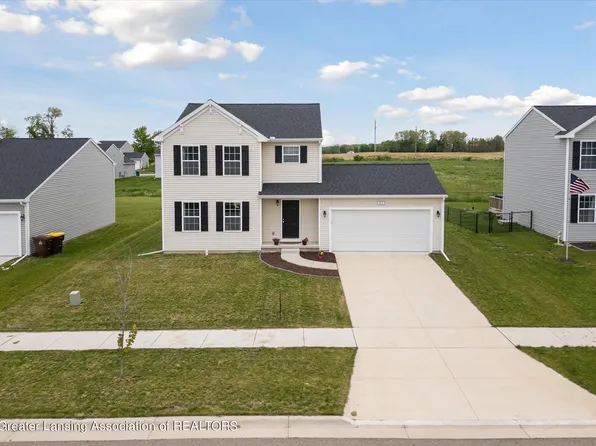 1112 Chesham Ln, Grand Ledge, MI 48837