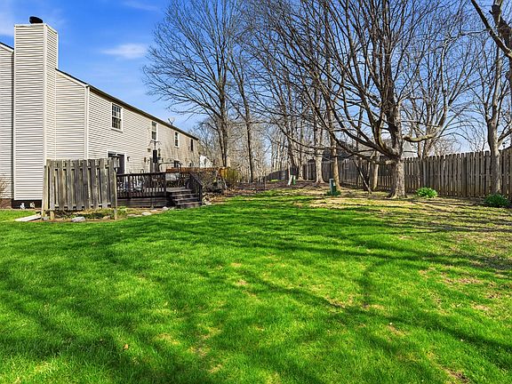 5th image of 9415 Timber View Dr