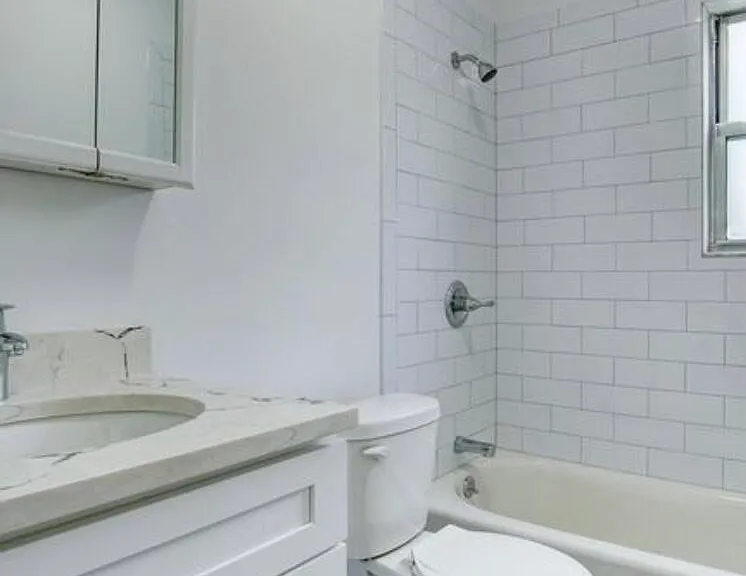728 Greens Ave #3 — Photo 12