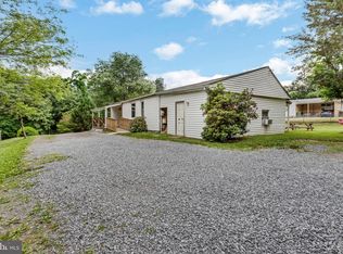 22701 Hawlings River Rd, Gaithersburg, MD 20882