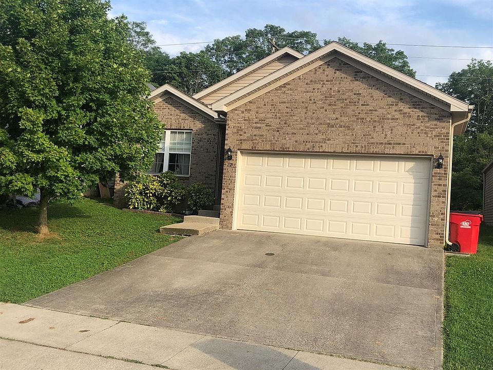 1st image of 217 Baybrook Cir