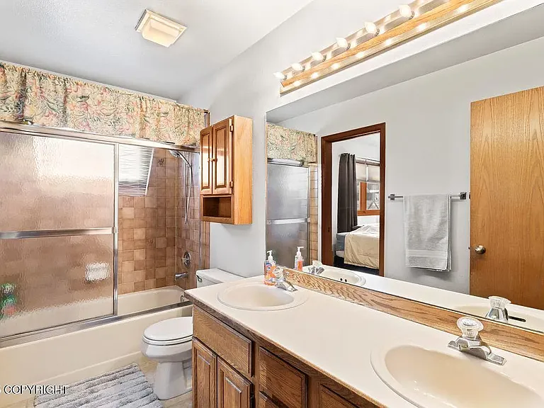 7851 Casey Cir — Photo 11