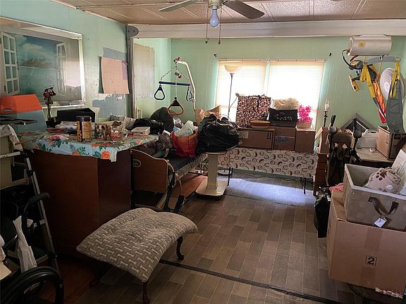 5th image of 5431 Lagoon Drive