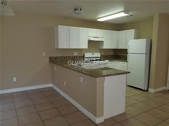 3rd image of 6164 Daisy Lee Ave