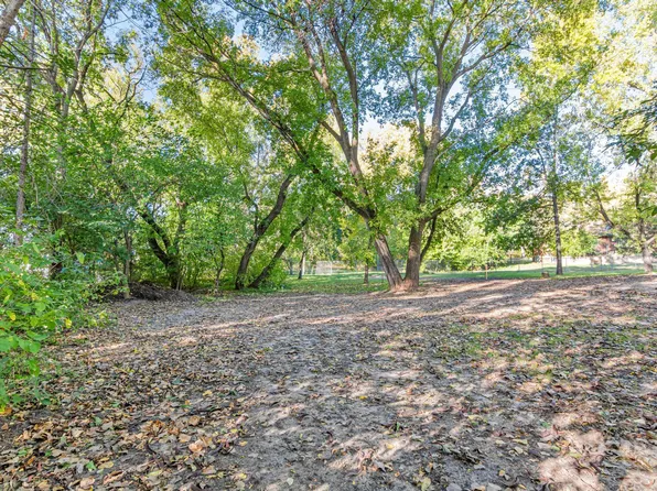 5415 Peterson Rd, Saint Paul, MN 55127