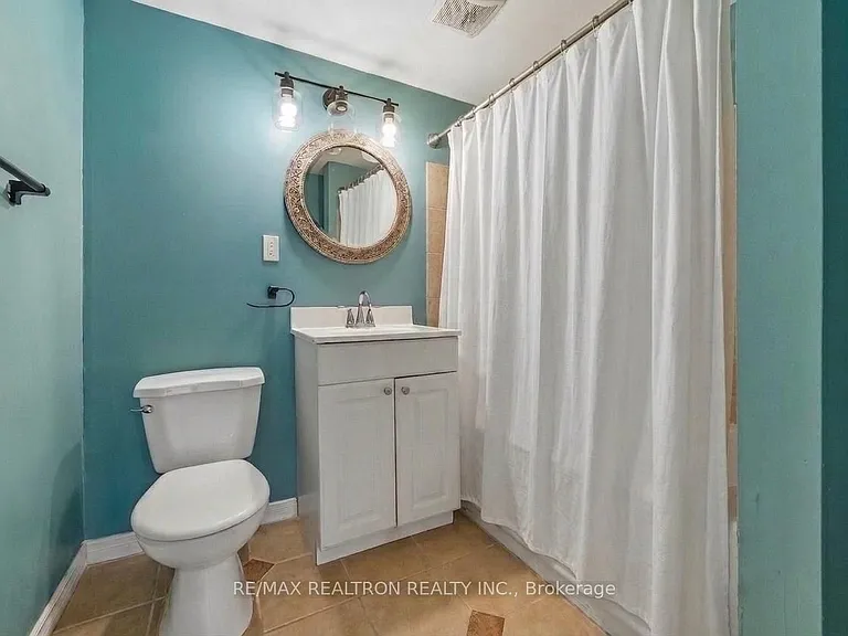 409 Cobblehill Dr — Photo 31