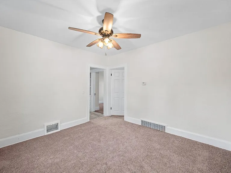 316 Morrison Dr #UPPER — Photo 5