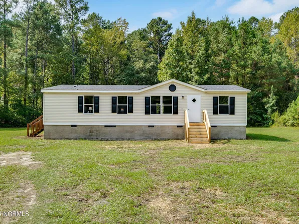 2199 Murraytown Road, Burgaw, NC 28425