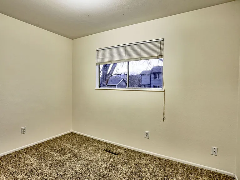 1137 Timber Ln — Photo 25