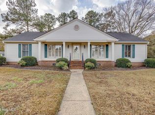 221 Lawson Rd, Washington, NC 27889