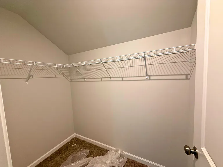 144 Gervais Cir — Photo 25