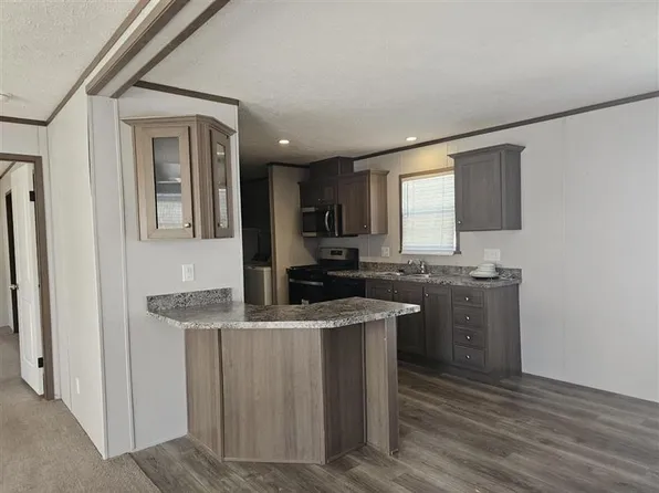 2400 Dogwood St #40, Liberty, MO 64068