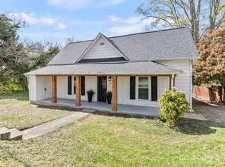 343 Linneys Mountain Rd, Taylorsville, NC 28681