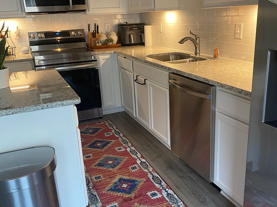 1st image of 138 Addi St #138