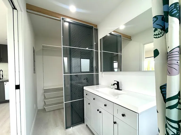 Terrace Dr — Photo 8