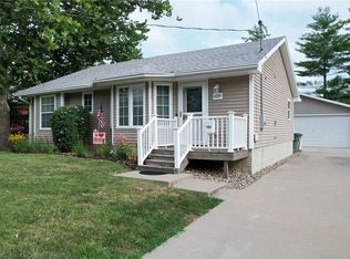 6519 Center St, Windsor Heights, IA 50324