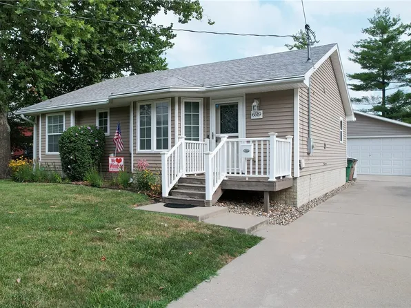 6519 Center St, Windsor Heights, IA 50324