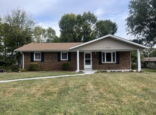 110 Madison Dr, Waterloo, IL 62298
