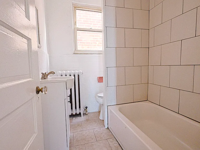 3636 Winchester Ave — Photo 11