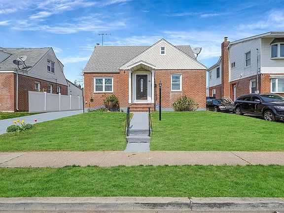 2nd image of 30 Essex Pl