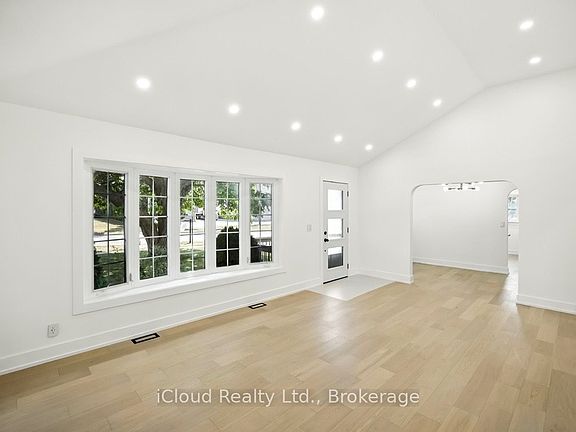 4th image of 1416 Nash Rd