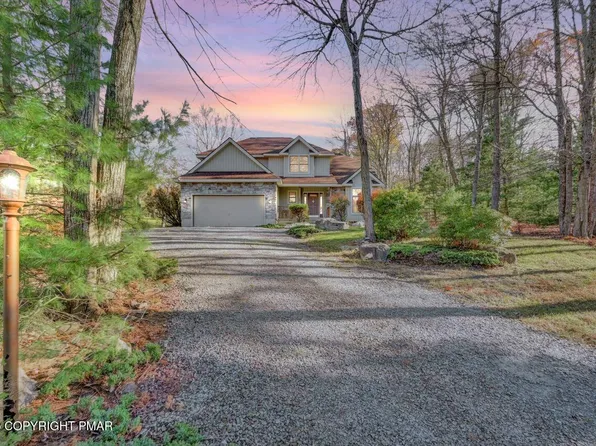 12 Kent Clarke Rd, Lake Harmony, PA 18624