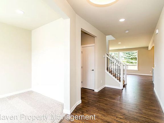 5th image of 3919 146th St SE