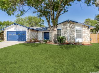 8319 Bart Starr St, San Antonio, TX 78240