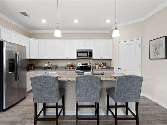 7th image of this home