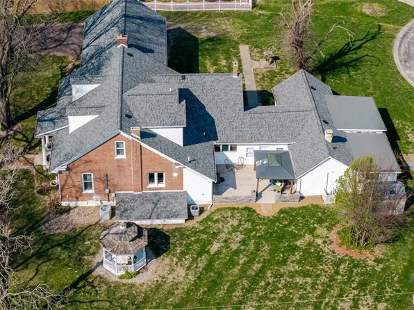 339 E Mill St, Millstadt, IL 62260