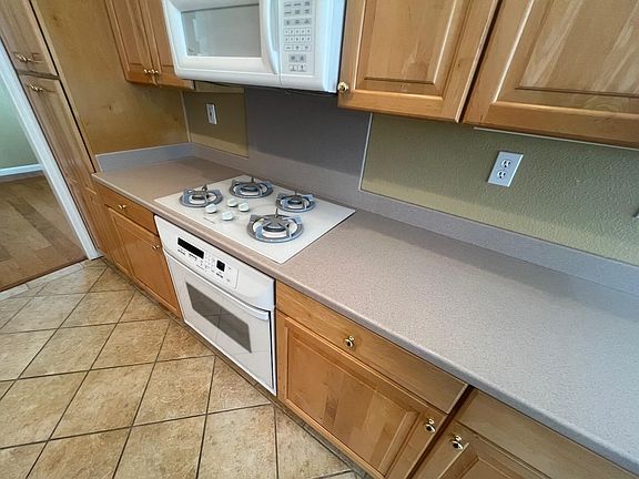 5th image of 2076 Mataro Way