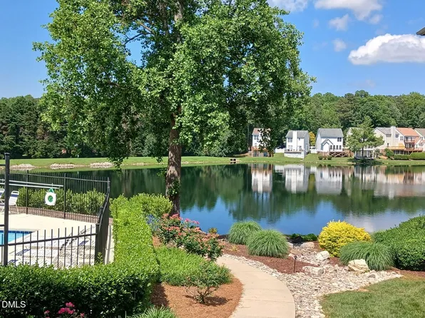 631 Springfork Dr, Cary, NC 27513