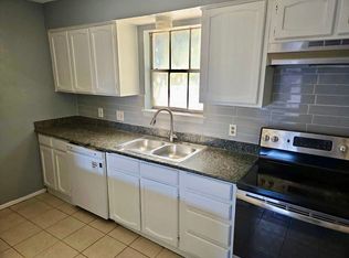 2914 S Fielder Rd, Arlington, TX 76015