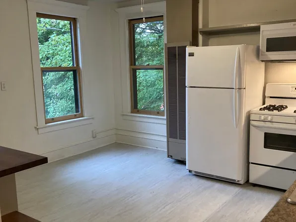 171 Avenue A, Turners Falls, MA