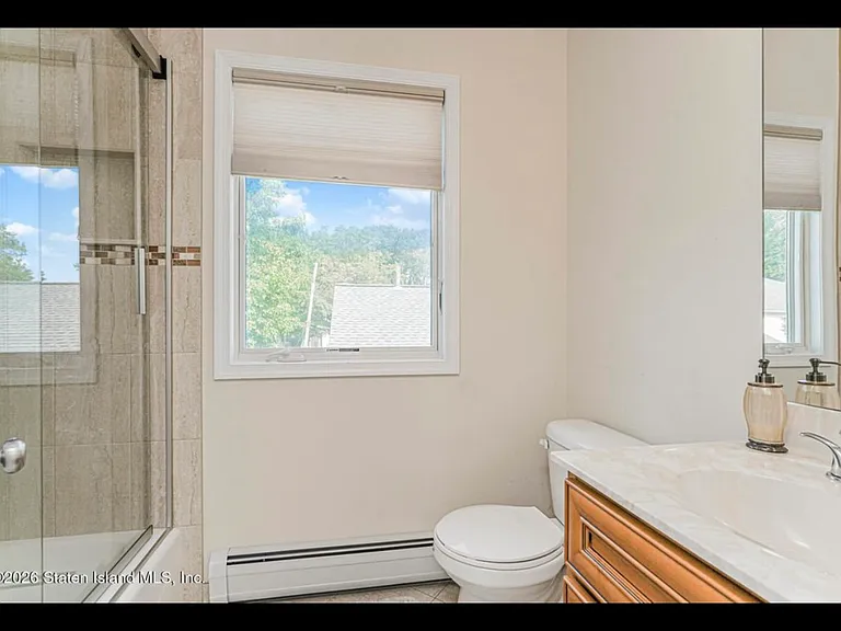 16 Allen Pl #2 — Photo 9