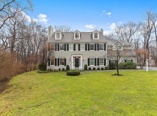 176 Gerdes Rd, New Canaan, CT 06840