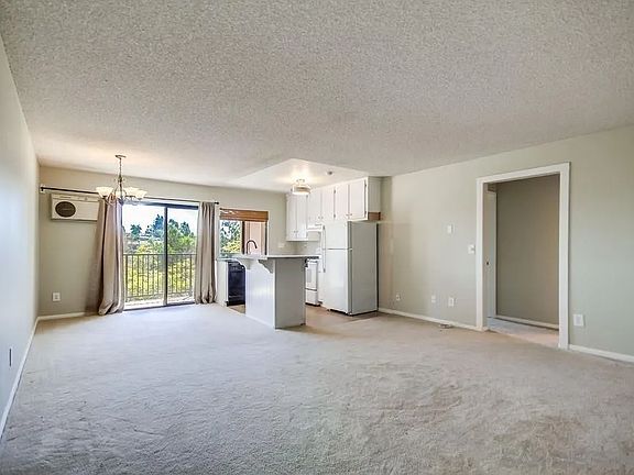 5th image of 7838 Cowles Mountain Ct Unit C32