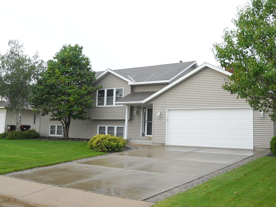 1st image of 3420 Vista Ct