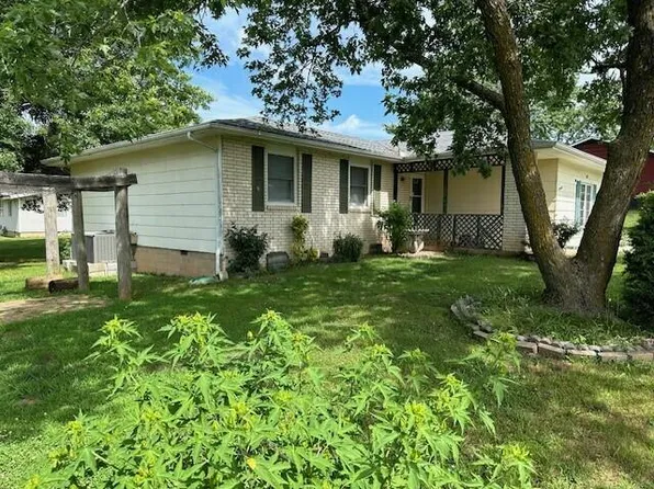 1603 Amy Street, West Plains, MO 65775