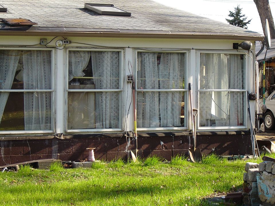 2nd image of 1432 Delsea Dr